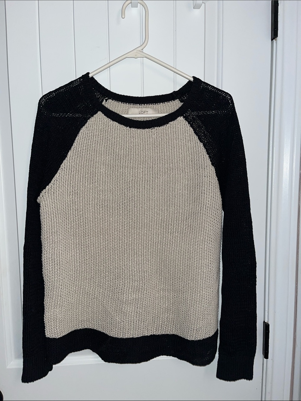 LOFT Two-Tone Raglan Crewneck Sweater in Black & Cream